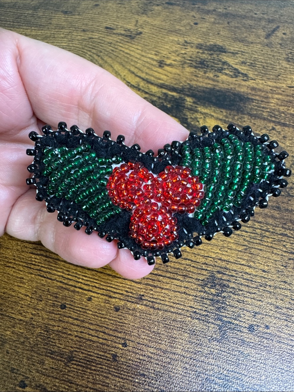 Hand-Beaded Holiday Holly Heart Brooch - Red and Green Cottagecore